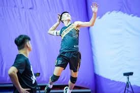 同一天绝代双骄各进一球！以下是媒体对C罗和梅西的...