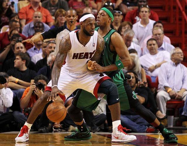 FILA GOLF女子菁英赛首轮纪钰爱66杆领先，王梓萱T2