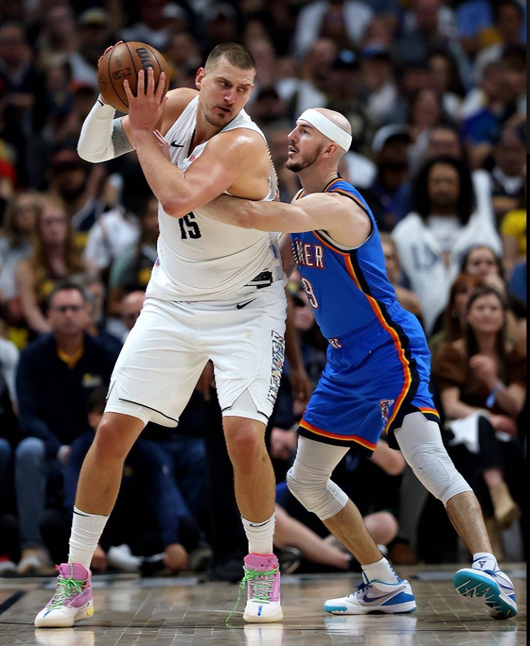 超环境中 超环境中